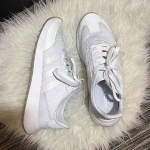 ADIDAS SNEAKERS